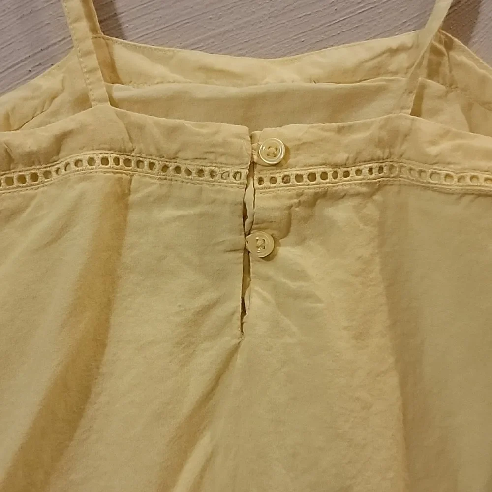 GIRL'S GAP YELLOW SUNDRESS WITH FLORAL EMBROIDERY ON SCALLOPED HEM, SIZE 5